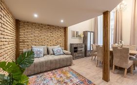 Comfort Zone Apartment